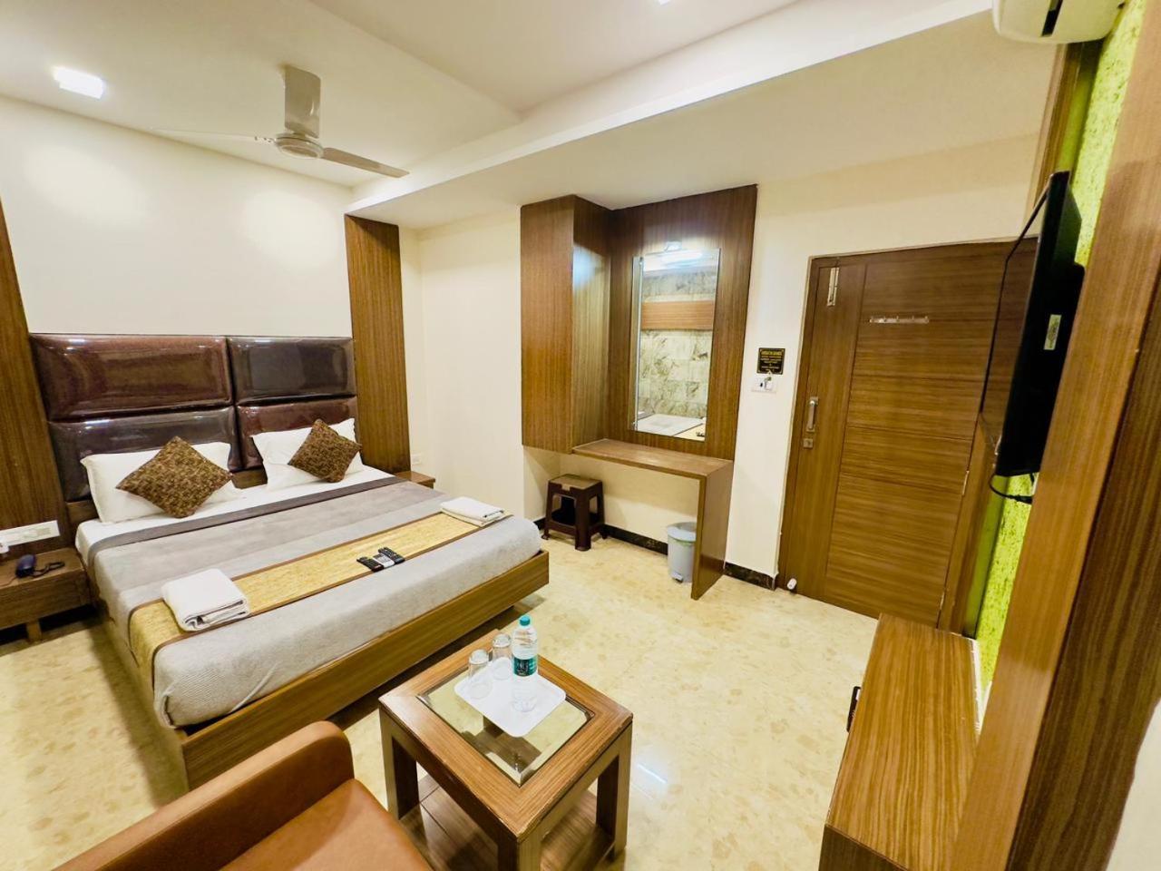 Sheraton Grande At Puratchi Thalaivar Dr Mgr Central Railway Station Chennai Esterno foto