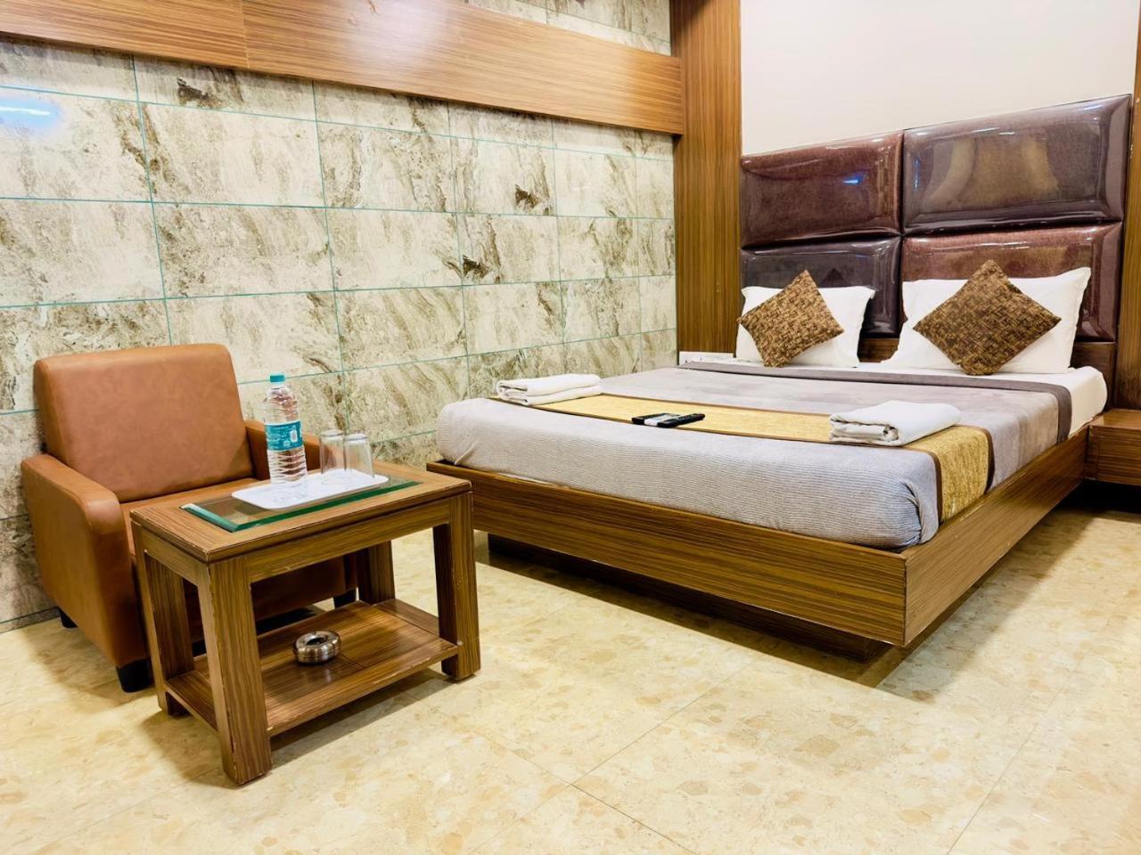 Sheraton Grande At Puratchi Thalaivar Dr Mgr Central Railway Station Chennai Esterno foto